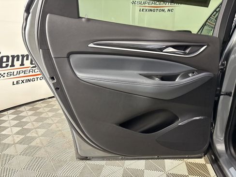 Used 2023 Buick Enclave Essence w/ Experience Buick Package image 21