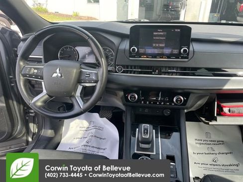 Used 2022 Mitsubishi Outlander SEL Black Edition AWD/4WD image 14