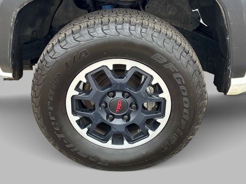 Used 2024 Toyota Tacoma TRD Sport image 17