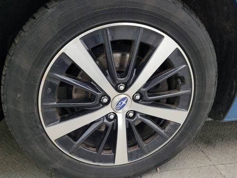 Used 2019 Subaru Impreza 2.0i Premium AWD/4WD image 31