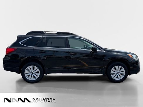 Used 2016 Subaru Outback 2.5i Premium w/ Popular Package #2 AWD/4WD image 6