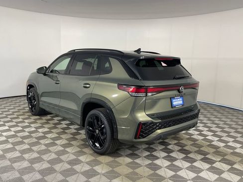 New 2026 Volkswagen Tiguan SE R-Line AWD/4WD image 19