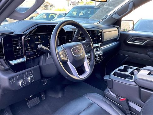 Used 2026 GMC Sierra 1500 SLT RWD image 14