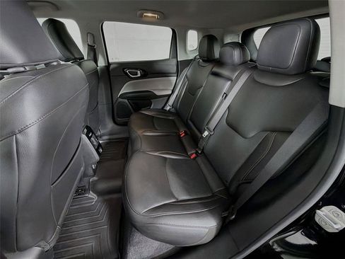 Used 2022 Jeep Compass Limited AWD/4WD image 25