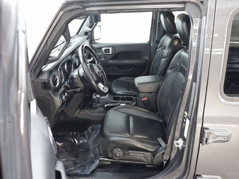 Used 2023 Jeep Wrangler Unlimited Sahara w/ Dual Top Group image 6