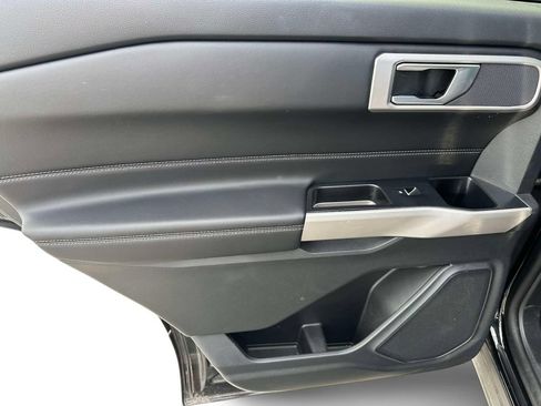 Certified 2024 Ford Explorer XLT w/ Equipment Group 202A AWD/4WD image 12