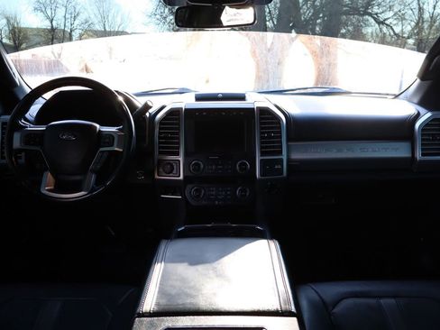 Used 2019 Ford F350 Platinum w/ Platinum Ultimate Package image 16