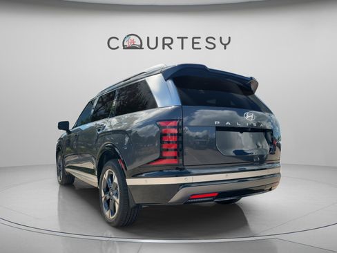 New 2026 Hyundai Palisade Limited FWD image 3