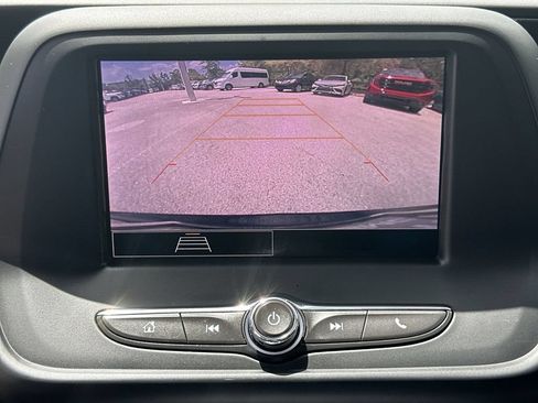 Used 2023 Chevrolet Camaro LT RWD image 15