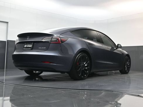 Used 2022 Tesla Model 3 Performance AWD/4WD image 25