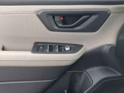 Certified 2026 Subaru Forester Premium AWD/4WD image 13