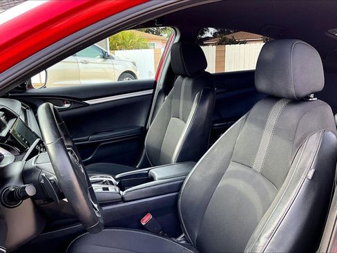 Used 2020 Honda Civic Sport image 6