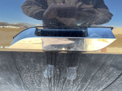 Used 2017 Tesla Model S 75 image 16