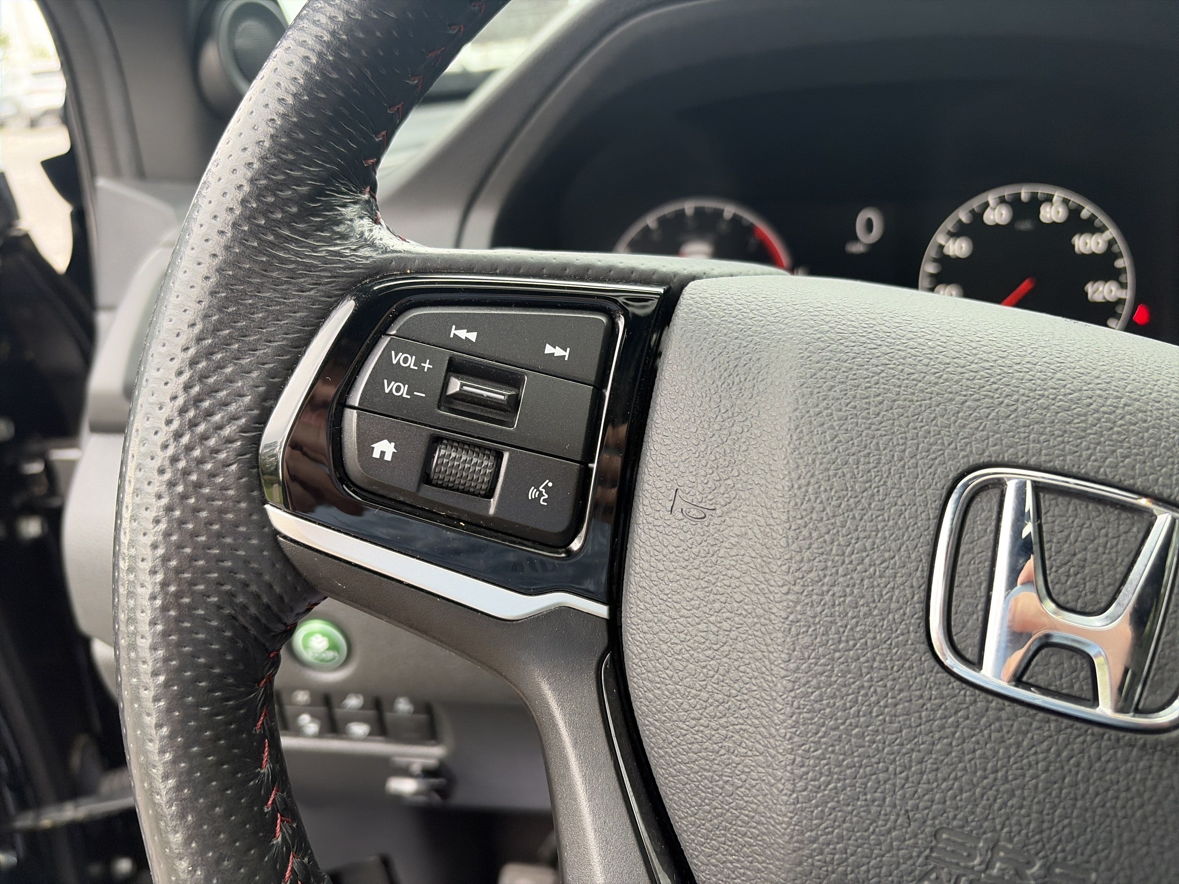 Used 2024 Honda Ridgeline Black Edition image 35