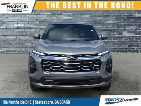 Used 2026 Chevrolet Equinox LT FWD image 9
