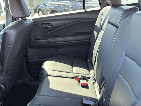 Certified 2023 Honda Passport EX-L image 29