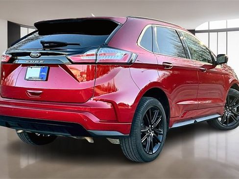 Used 2023 Ford Edge ST-Line image 6