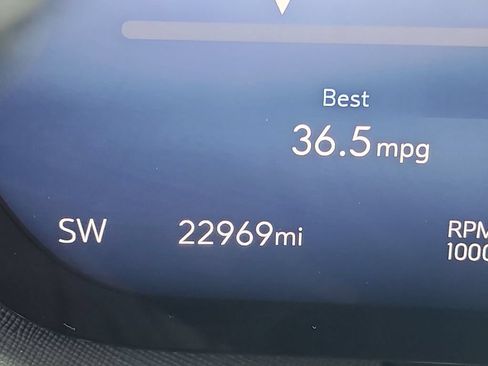 Certified 2025 Buick Enclave Preferred FWD image 12