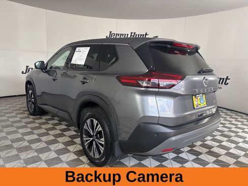 Used 2021 Nissan Rogue SV image 8