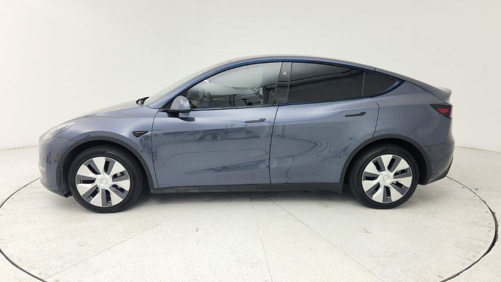 Used 2023 Tesla Model Y Long Range AWD/4WD image 4