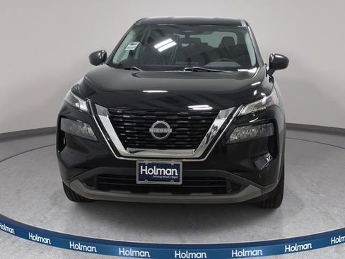 Used 2023 Nissan Rogue S AWD/4WD image 3