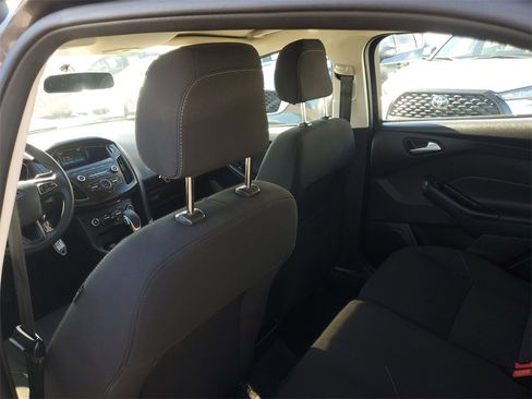 Used 2018 Ford Focus SE image 11