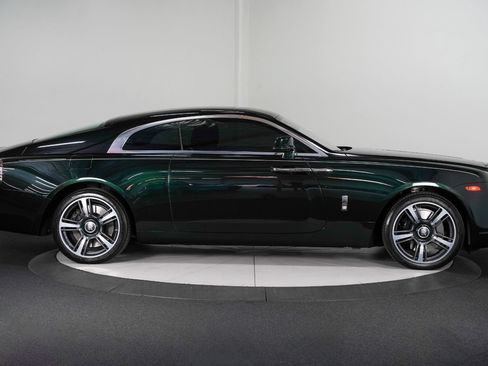Used 2017 Rolls-Royce Wraith RWD image 10