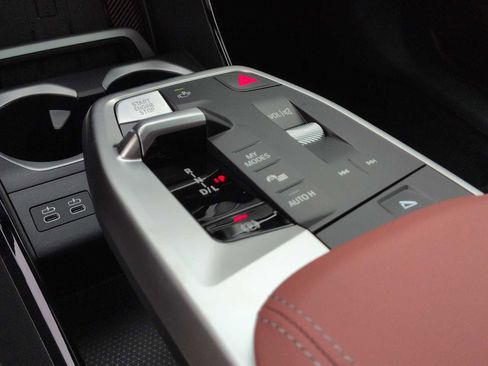 New 2026 BMW X1 xDrive28i w/ Convenience Package AWD/4WD image 33