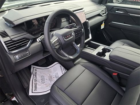 New 2025 GMC Acadia Elevation w/ Elevation Premium Package image 13