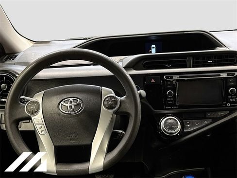 Used 2017 Toyota Prius C Three image 22