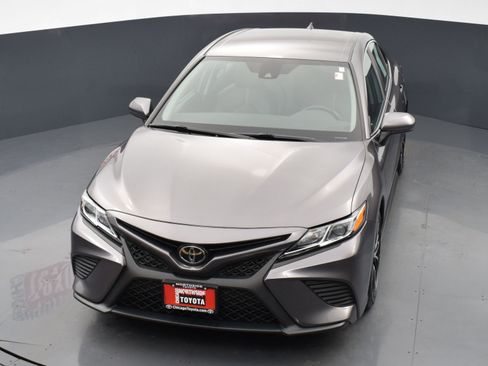 Used 2020 Toyota Camry SE image 22
