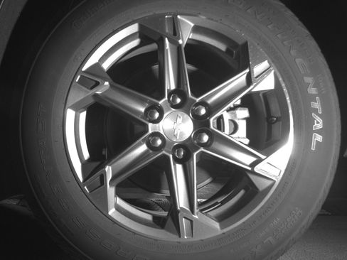 Used 2025 Chevrolet Blazer LT FWD image 14