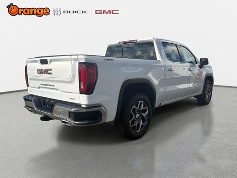 New 2026 GMC Sierra 1500 SLT AWD/4WD image 3