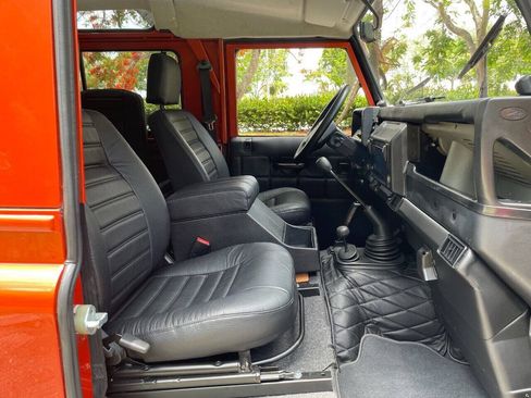 Used 1996 Land Rover Defender image 10