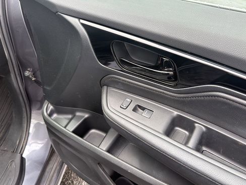 Certified 2024 Honda Odyssey Touring image 38