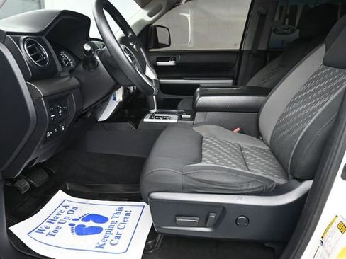 Used 2021 Toyota Tundra SR5 AWD/4WD image 11