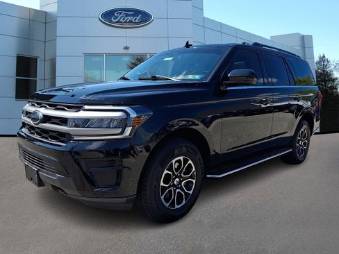 Certified 2022 Ford Expedition XLT AWD/4WD image 4