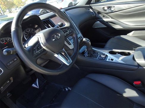 Used 2021 INFINITI Q60 3.0t Luxe w/ Essential Package image 13