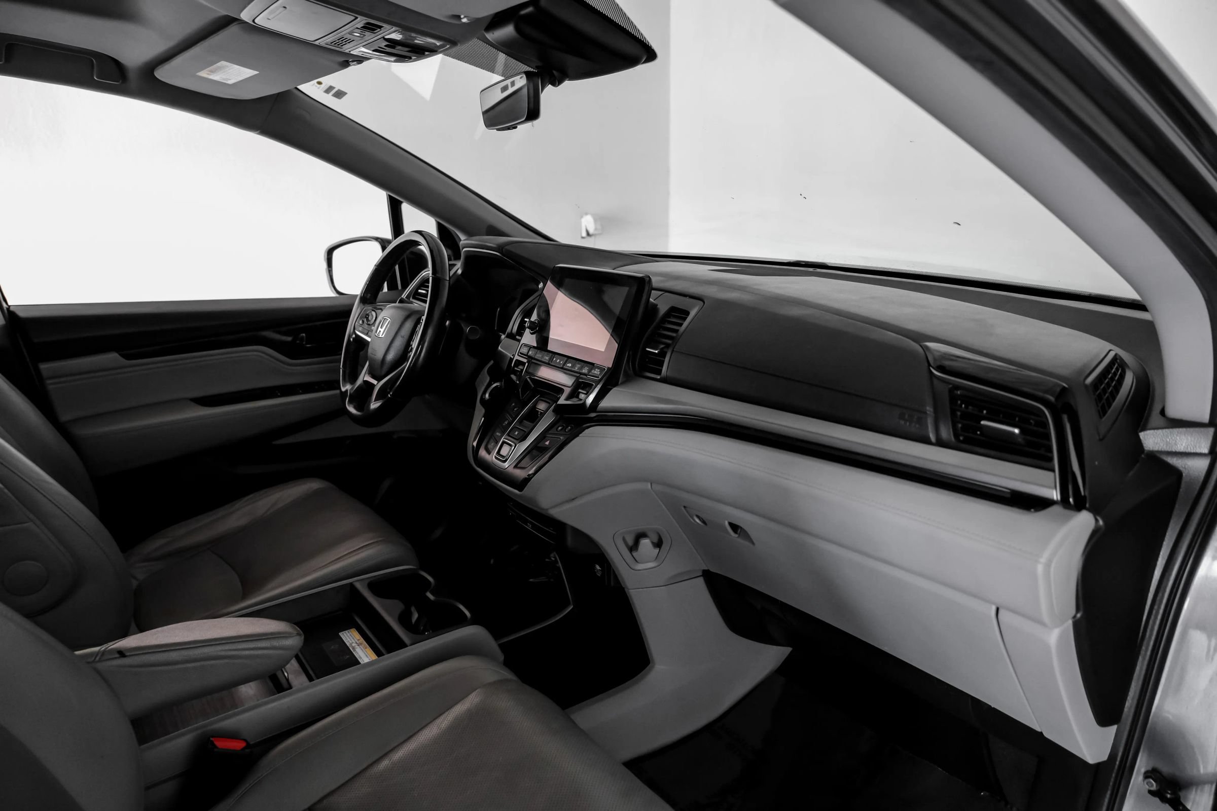 Used 2019 Honda Odyssey Elite image 12