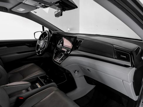 Used 2019 Honda Odyssey Elite image 12