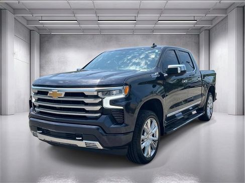 Used 2023 Chevrolet Silverado 1500 High Country w/ High Country Premium Package AWD/4WD image 7