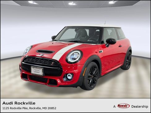 Used 2021 MINI Cooper S w/ 6.5" Touchscreen Package FWD image 1