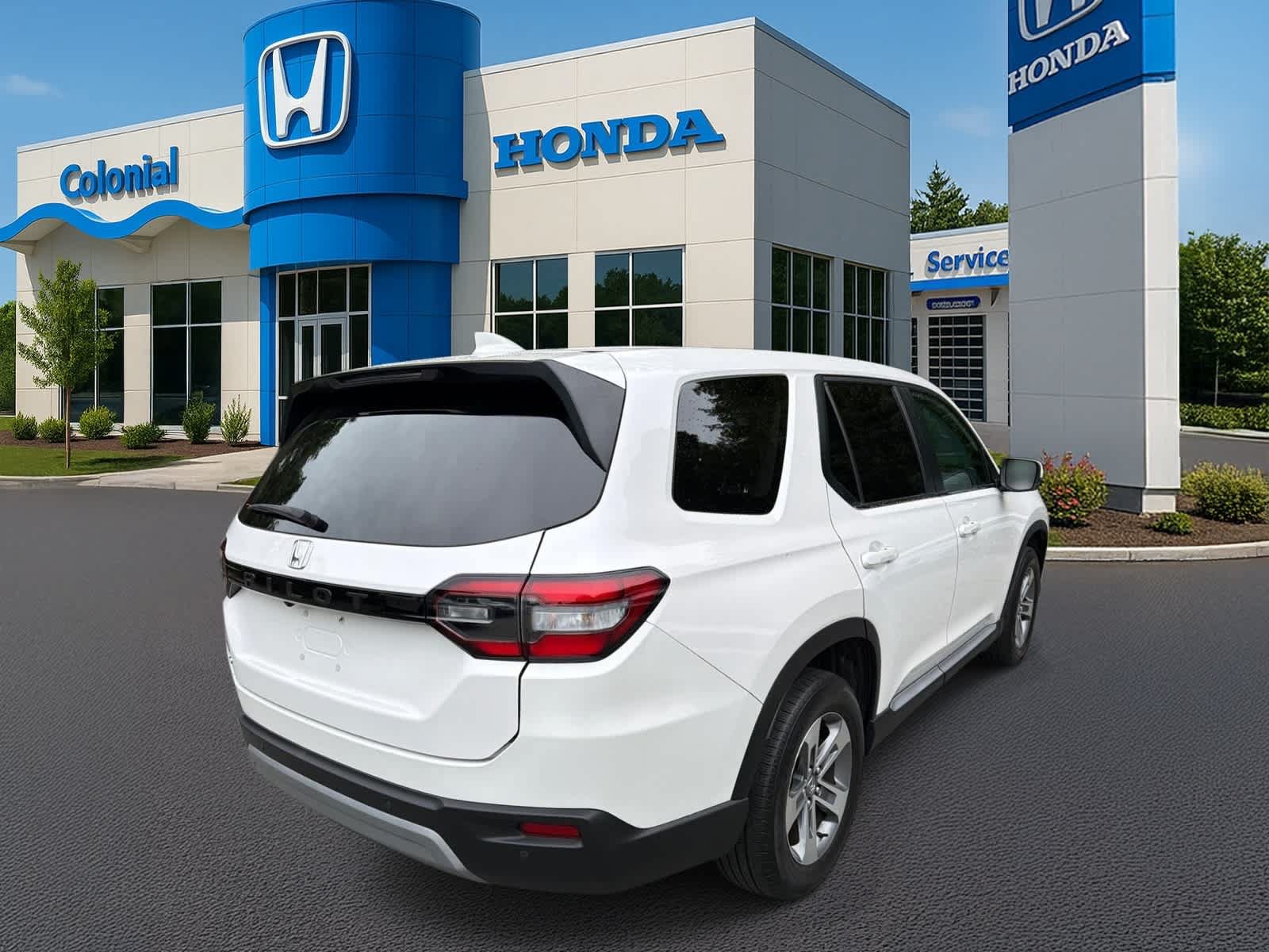 Used 2023 Honda Pilot EX-L image 6