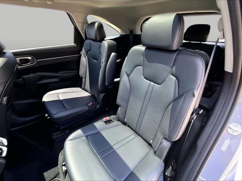 Certified 2024 Kia Sorento X-Line EX AWD/4WD image 19