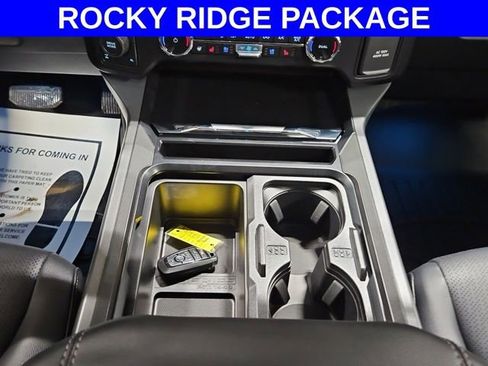New 2026 Ford F250 Lariat w/ Black Appearance Package image 18