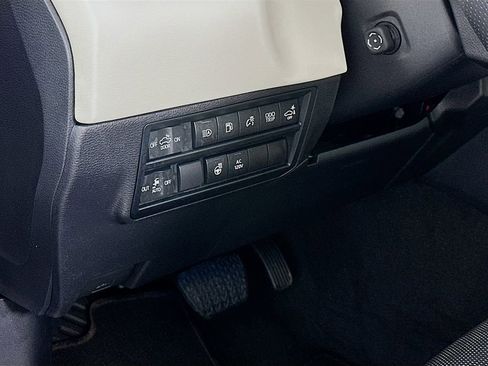 Used 2023 Toyota Tundra Capstone image 10