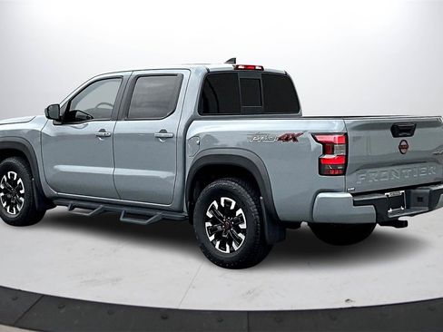 Used 2022 Nissan Frontier PRO-4X w/ Off-Road Protection Package image 6