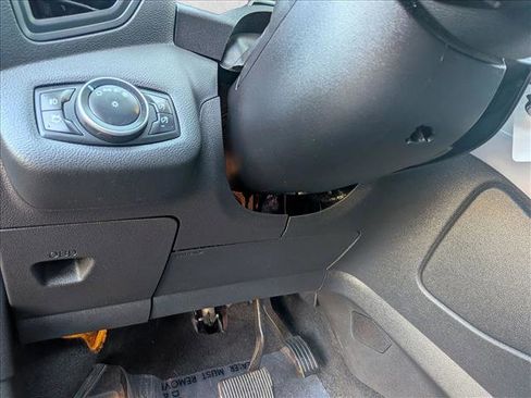 Used 2016 Ford Escape SE w/ Equipment Group 201A image 16