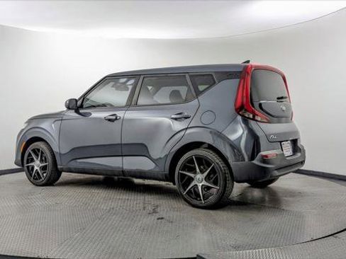Used 2020 Kia Soul LX FWD image 6