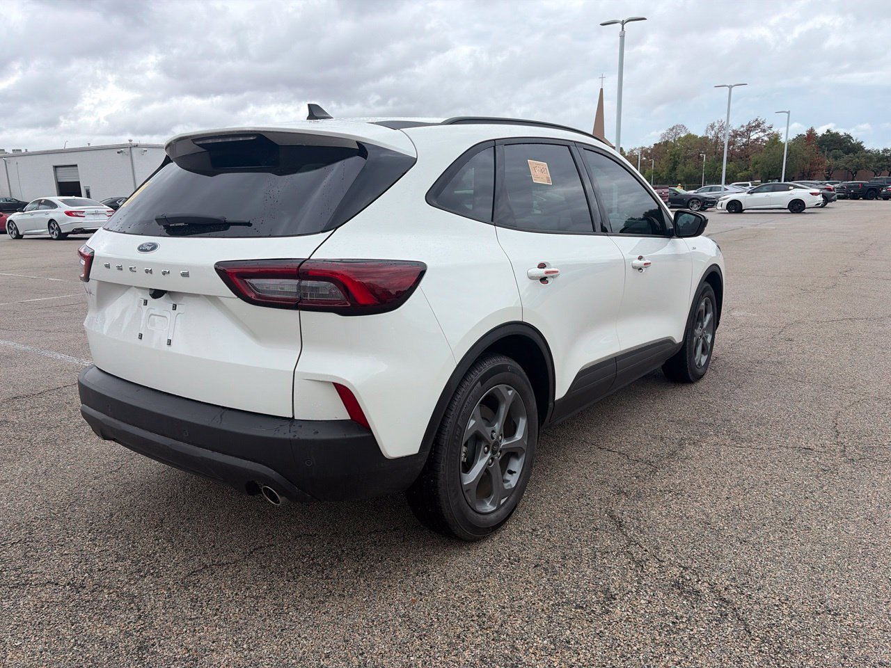 Used 2025 Ford Escape ST-Line w/ Tech Pack #1 FWD image 5